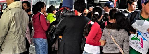 El arte de la estafa en Transmilenio: cómo un ladrón engañó a una víctima